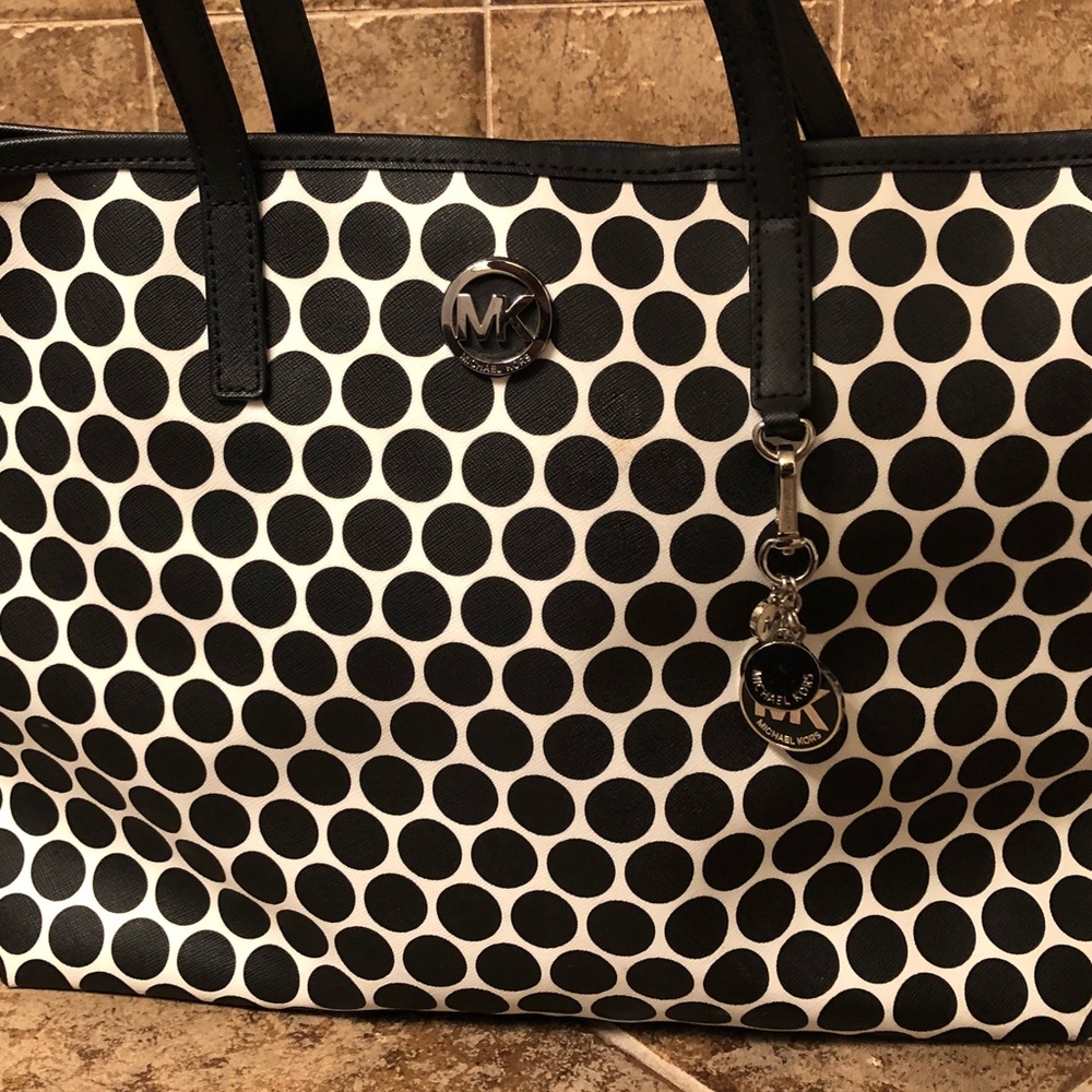 MICHAEL KORS "MK" POLKA DOT TOTE WITH PURSE CHARMS